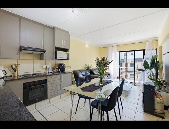 2 BEDROOM APARTMENT FOR SALE IN BARBEQUE DOWNS